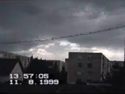 Inaugurarea magistralei 5 de metrou drumul taberei. Eclipsa Din 11 08 1999 Vazuta Din Brad Youtube