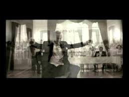 Sumer Ezgu Sari Zeybek Ataturk Makyajiyla Youtube Sari Youtube Makyaj