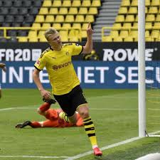 Erst dazn gucken, dann jubeln: Jubel Mit Zuruckhaltung Neue Normalitat In Der Bundesliga Fussball