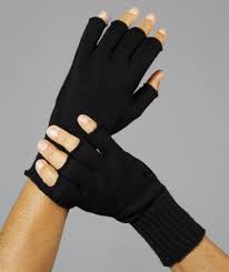 Elégance naturelle des gants femme. Mitaines Pure Laine Merinos Bio Fabrication Francaise