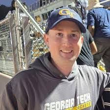 Miranda Lamb's Instagram, Twitter & Facebook