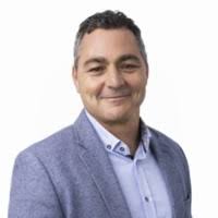 30+ "Martin G." profiles