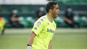 See the fantasy football profile of real betis player claudio bravo, including points scored in recent games, and overall ranking. In Spain They Highlighted The Role That Claudio Bravo Played In The Equality Between Betis And Elche For The League Football24 News English
