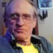 Larry Durr's Instagram, Twitter & Facebook