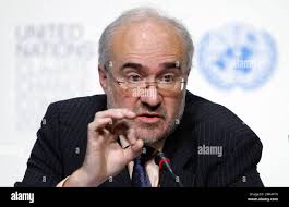 2000s decade hi-res stock photography and images