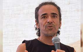 Aus zwei welten wird eine. Nueva Ingrata Celebra La Fuerza Femenina Vocalista De Cafe Tacvba