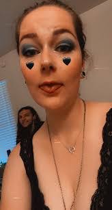 Marci Berry's Instagram, Twitter & Facebook