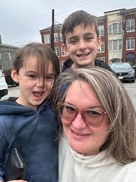 How to make friends in a new place as a mom in your mid 30's?