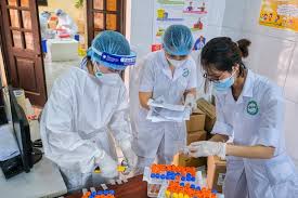 Tại tp hcm, trong số 10 ca nhiễm thì có 8 ca liên quan hội. Rvc Nggqllgovm