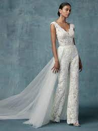20 Wedding Jumpsuits For Every Budget And Style Kleider Hochzeit Hochzeit Kleidung Zivil Hochzeits Kleider