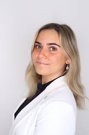 Hi everybody! My name is Elan Ben Yosef and I am a nursing student in  college. I am an American Red Cross Lifeguard who is also CPR/AED and first  aid certified. I