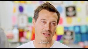 Meet Lauren Synder, @laurensnyderart, who currently lives and works in  Santa Fe, NM. She began her painting career in 2006. Her exhibitions  include the TransArt Festival, The Betsy South Beach, Miami, FL;