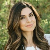 Yasmin Carpenter's Instagram, Twitter & Facebook