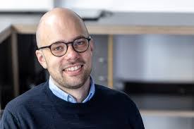 Thomas Claussen's Instagram, Twitter & Facebook