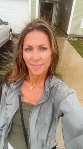 Carissa Rogers's Instagram, Twitter & Facebook