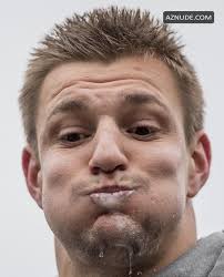 images?q=tbn:ANd9GcT73m7EazcO0cGemb7WWlWw2BvgMhuUxHBhcg&usqp=CAU