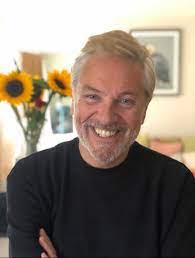 Brian paul conley (born 7 august 1961) is an english comedian, television presenter, singer and actor. Brian Conley On Twitter It S My Lockdown Look I Ve Decided To Grow A Beard And Die My Hair Grey