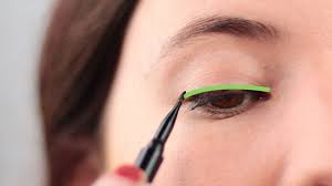 Head on over to our articles, how to apply liquid eyeliner, how do you smudge eyeliner for a softer effect?, and how to apply eyeliner to your waterline. How To Apply Gel Eyeliner With Pictures Wikihow