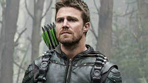 Stephen adam amell was born on may 8, 1981. Arrow Stephen Amell Uber Erschwerte Crossover Dreharbeiten Und Panikattacke