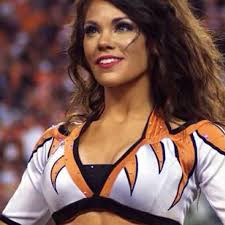 Bengals cheerleader files lawsuit against the team