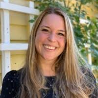 Joy Parsons's Instagram, Twitter & Facebook