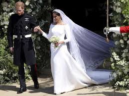 Prince harry and meghan markle's royal wedding as it happened. Meghan Markle S Wedding Dress And Outfit Details 9honey