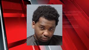 Canton 18-year-old pleads guilty to sexually assaulting 3-year-old girl