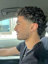 Rafael Muller's Instagram, Twitter & Facebook