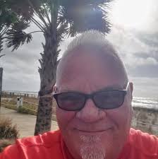 What's going into old Foodland building?