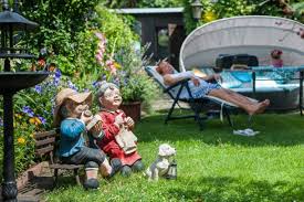 In und rund um frankfurt, mainz und wiesbaden locken u.a. Frankfurter Parzellen Menschen Im Garten Rhein Main Faz