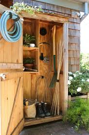 Steal This Look Julie S Garden Shed Gardenista Backyard Sheds Shed Design Garden Storage