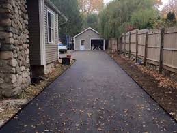Heath sees many improperly installed gravel most homeowners don't put enough thought into the edging material for their driveway. 7 Best Driveway Edging Ideas You Can Try Grip Elements