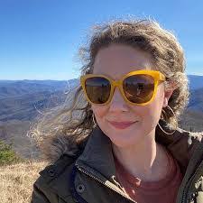 Meredith Connelly's Instagram, Twitter & Facebook