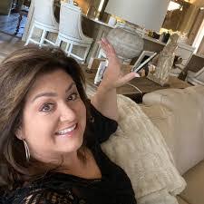 Linda Ledet's Instagram, Twitter & Facebook