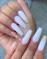 A manicure like this is perfect for the spring and summer. Pin On Nails
