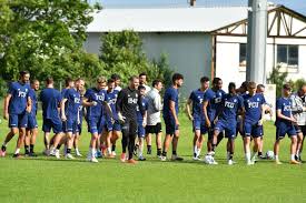 Adrian voicu a mai evoluat la fc voluntari, olimpia satu mare sau juventus bucurești. Fc U Craiova Nu Se Mai BazeazÄƒ Pe JucÄƒtori Romani Politica E SÄƒ VinÄƒ Doar StrÄƒini Tot Ce Aducem Trece Prin Boloni GalcÄƒ Si AlÅ£ii