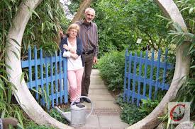 Die wohnung liegt in einem ruhigen mehrfamilienhaus und besteht aus einem grossen wohnzimmer mit. Offene Gartenpforte Wie Eine Wohnung Mit Vielen Zimmern Cronenberger Woche