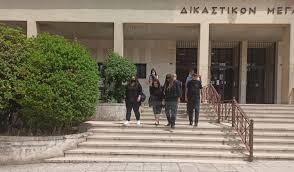 Καταπέλτης ήταν ο εισαγγελέας στη δίκη για τον θάνατο του βαγγέλη γιακούμακη. Ca Ez6966cjr2m