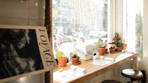 This photo slideshow gives some information about the place. Manger Sainement A New York A The Butcher S Daughter