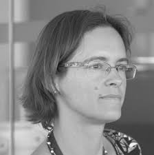 Teamwork to balance work and family life“