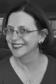 Maria Simons's Instagram, Twitter & Facebook