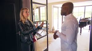 Het is echt vroeg jongens. Jandino Laat Chantal Janzen Niet Binnen Show Ad Nl