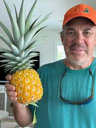 Mark Kaercher's Instagram, Twitter & Facebook