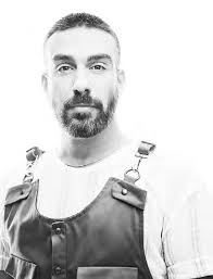 Μουδιασμένη η Βρετανία από τον καρκίνο του Καρόλου