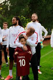 Diese ist die profilseite des trainers fatih terim. Eu Delegation Turkey On Twitter We Would Like To Thank Galatasaray Sports Club Galatasaraysk Which Knows The Uniting And Rehabilitating Power Of Sports And Hosted The Little Ones Fatih Terim And