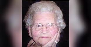 Cornelia Williamson's Instagram, Twitter & Facebook