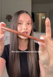 Rival De Loop Lipliner 13 Nougat