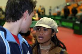 Boll often makes three to four calls on days that he is away from the family. Timo Boll Goennern Mit Freundin Rodelia Jacobi