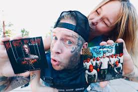 WHO GRABBED THE 2 NEW ALBUMS TODAY?! Holy crap, they're going fast! Get 'em  while ya can! Nova and I are in beast mode keeping up with y'all!