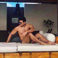 Carlos rivera nude